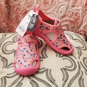Pink Oshkosh girl toddler saldal